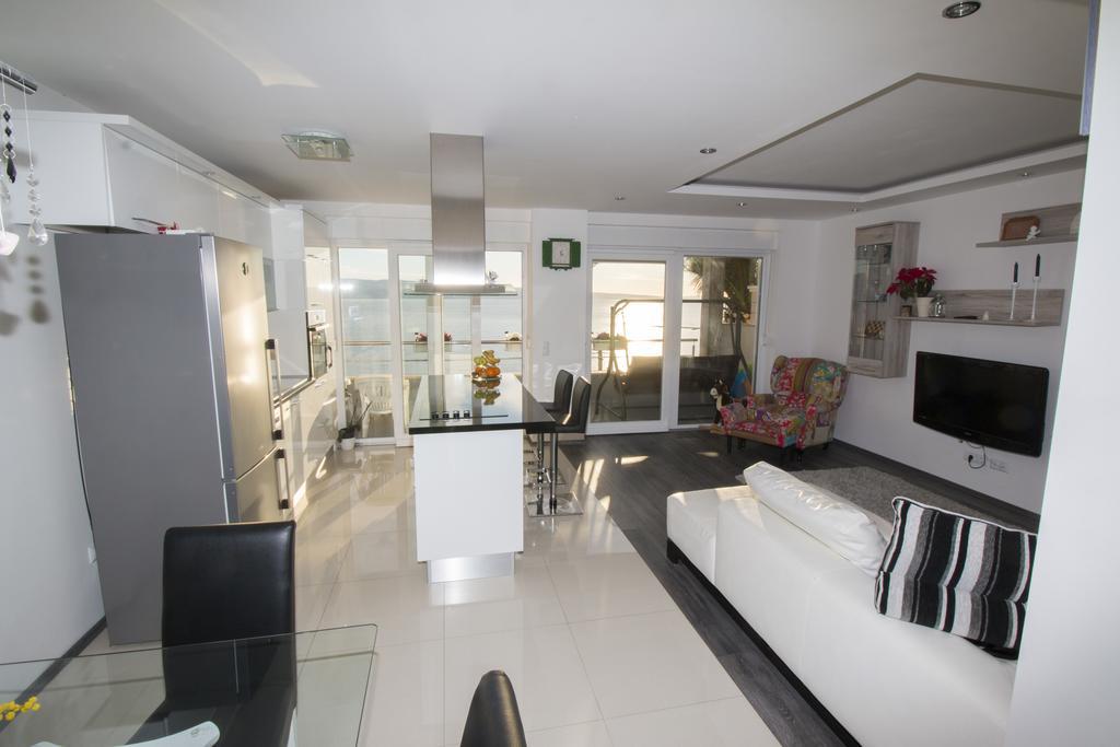 Apartment Mate Омиш Экстерьер фото